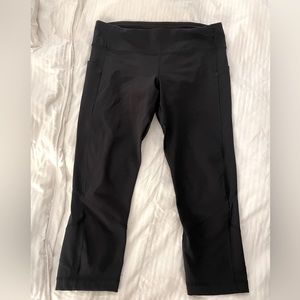 Lululemon Cropped Leggings, Black, Size 10